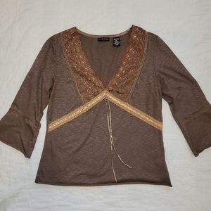 Medium New York & Co brown shirt